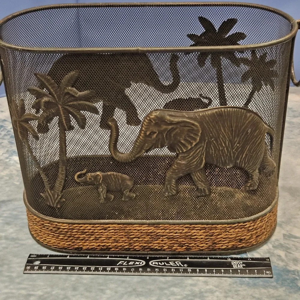 Rustic African Safari Elephant Wire Mesh Basket Organizer‎ Decor